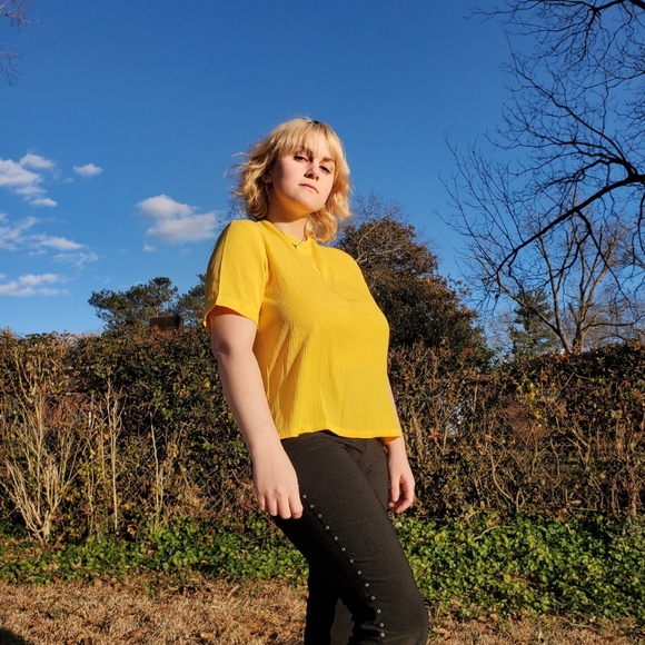 1980s Vintage Yellow Shirt by Joyce - Picture 2 of 4